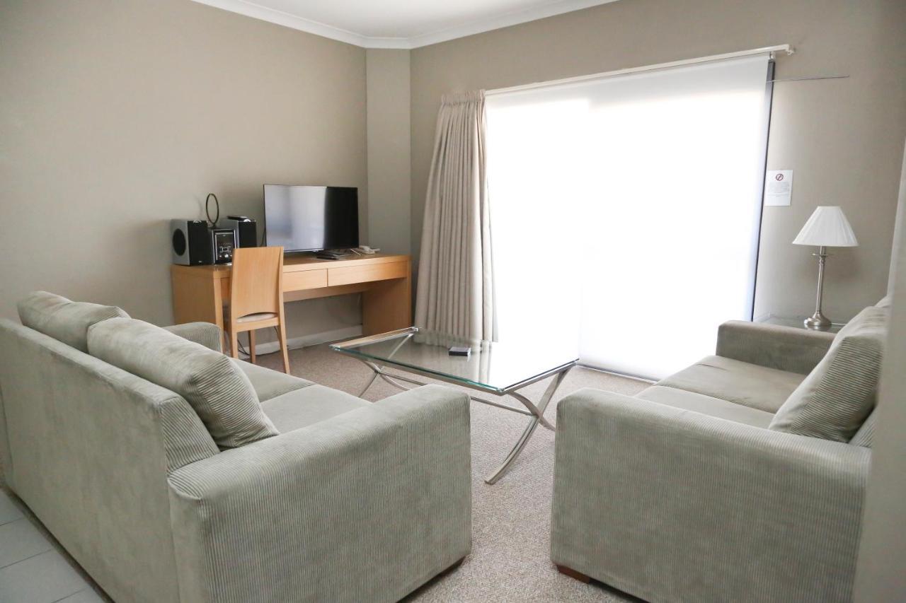 Centrepoint Apartments กริฟฟิท ภายนอก รูปภาพ